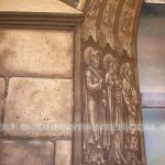 Detail-Hunchback-saints